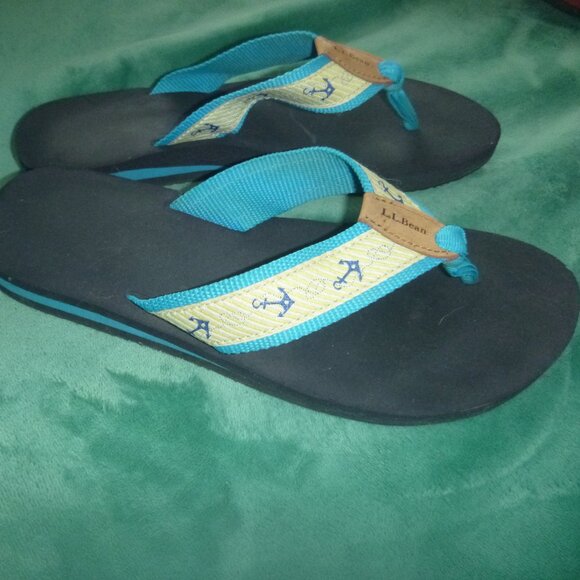 LL Bean - Picture 2 of 3